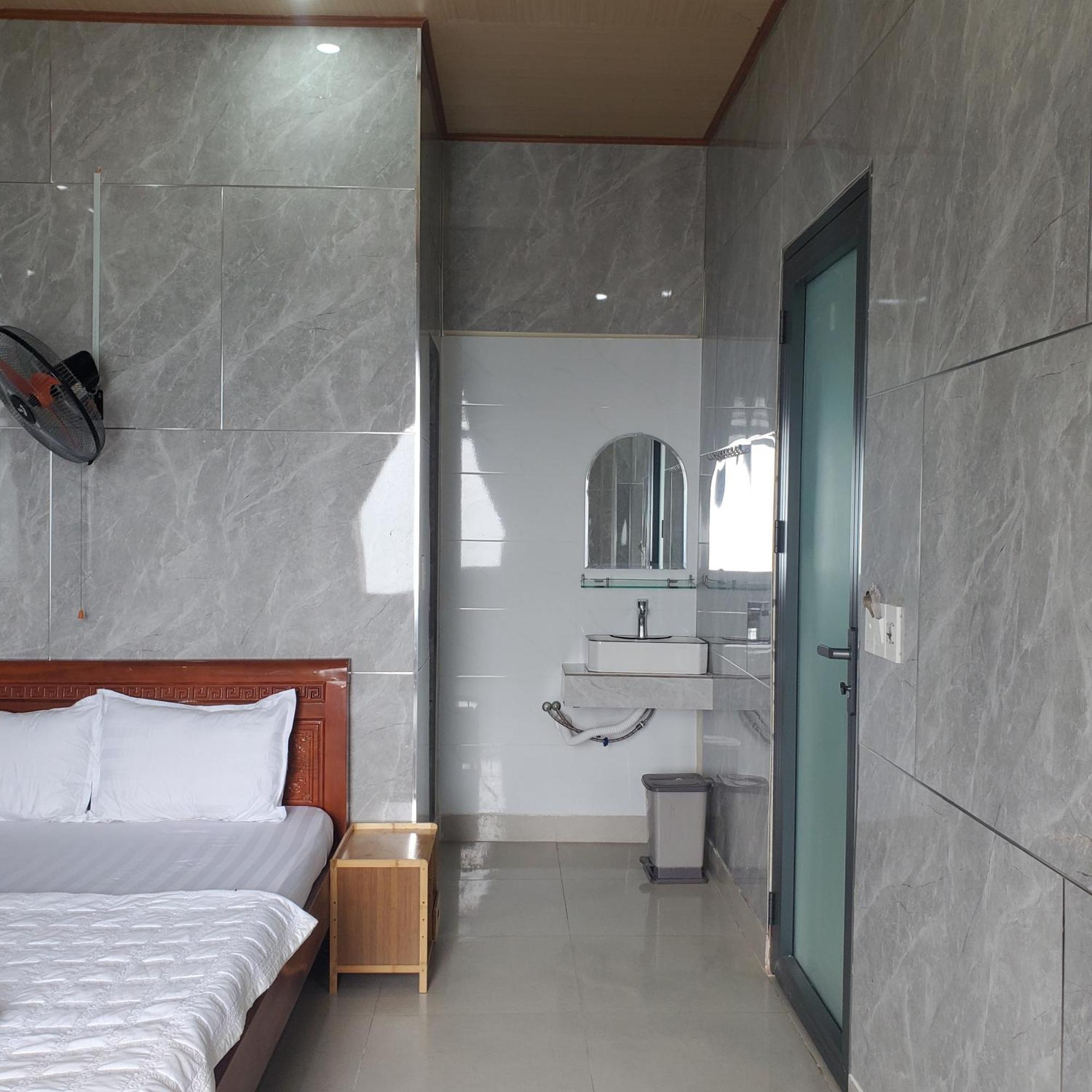 Tuan Thanh Homestay Tan Hiep  Exterior photo